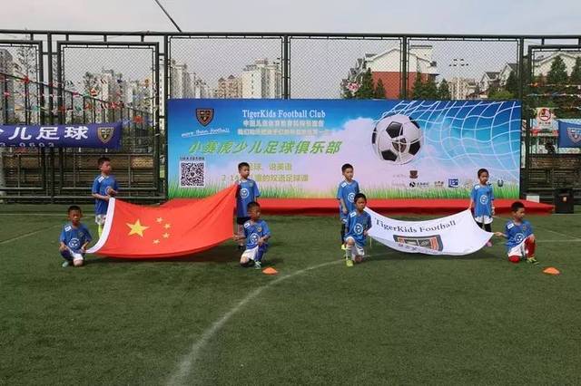 庫里並不支 庫里並不支