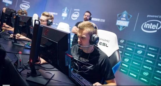 每场比赛都 每场比赛都